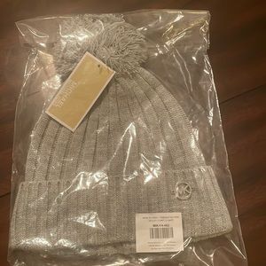 Michael Kors Pom Hat, Gray